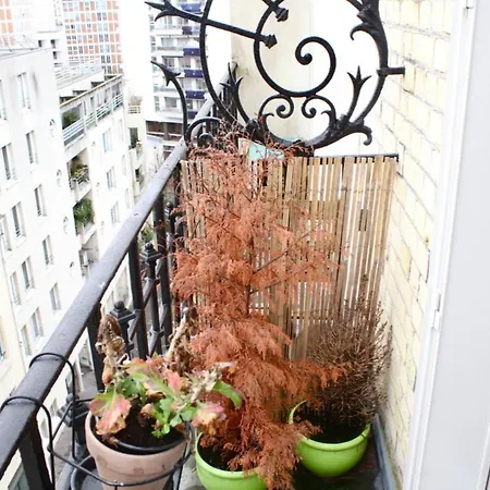 Charming Studio Near Montsouris Park Appartement